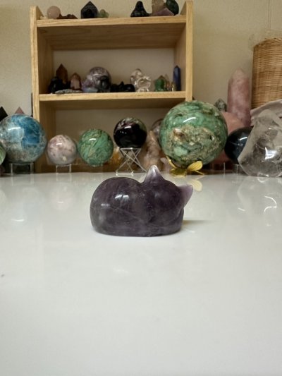 Amethyst Sleeping Cat mini carving