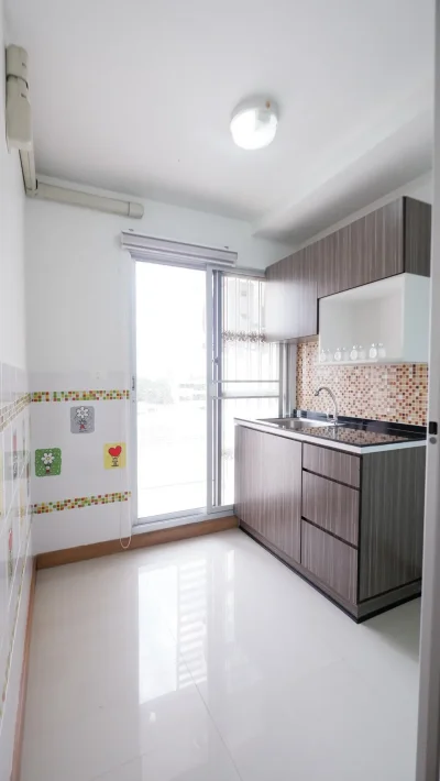 เด็น วิภาวดี รถไฟฟ้าสถานีหลักสี่ ห้อง 1 Bed 28 Sqm