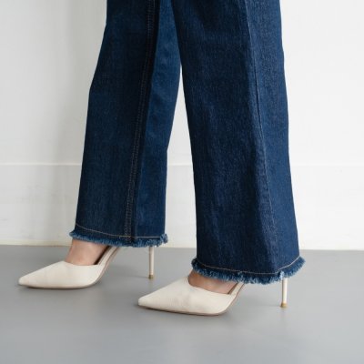 Flo Jeans