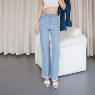 Flo Jeans