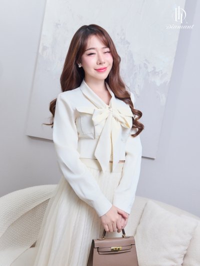 Ribbon Shirt Long-sleeved shirt, satin fabric, comfortable to wear, young lady look, sweet