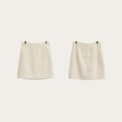 Anna Mini Skirt กระโปรงสั้นทรงเอ ลายตาราง สีครีมละมุนแมทช์ง่าย