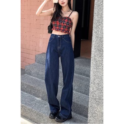 Signature Dark Jeans, dark jeans, straight cut, old money style