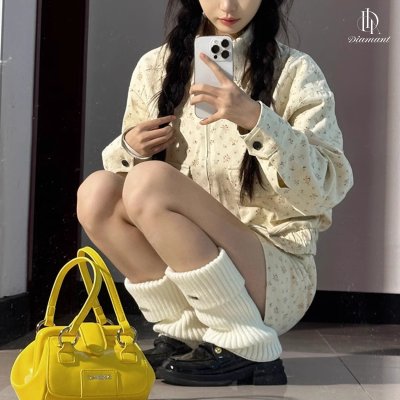 Fiona Set ชุดเซ็ตเสื้อแจ๊คเก็ตและกระโปรงลายดอกไม้