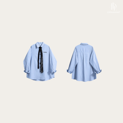 Stripe Oversized Shirt เสื้อเชิ้ตน้ำเงินขาว เชิ้ตแขนยาว ทรงโอเวอร์ไซต์