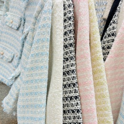 Aurora Tweed Jacket เสื้อคลุมผ้าทวีด แต่งขอบรุ่ยรอบตัว เนื้อผ้านิ่มใส่สบาย