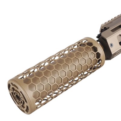 Detail close-up suppressor dan handguard APFG MCX SURG GBBR.