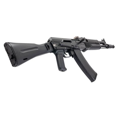 VFC AK105 Gas Blowback Rifle tampak dari sudut kanan belakang.