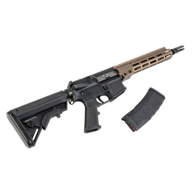 VFC VR16 URG-I 11.5 GBBR dengan magazine.