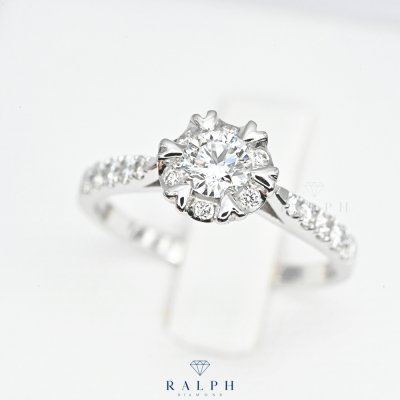 Solitaire Engagement Ring with Heart prong