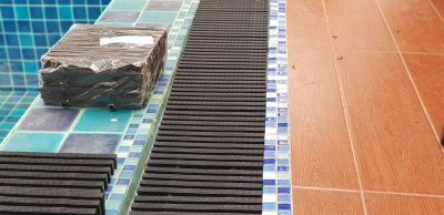 ตะแกรงน้ำล้น Gratting เกรตติ้ง สี(ดำ)3 แกน 30Cm  (ราคาต่อเมตร)