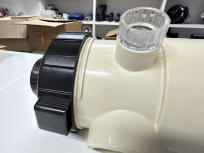 [Grade A – ตัวโชว์] เครื่องฆ่าเชื้อ UV-C EMAUX FOS-UV-5T 15W สำหรับบ่อปลา | สภาพดี ยังไม่ผ่านการใช้งาน