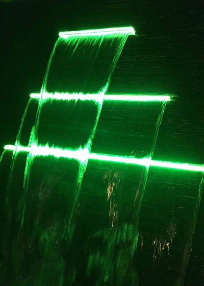 ม่านน้ำตก 300-150 mm.พร้อมไฟ LED 4W/12V. DC