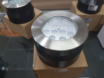 ไฟ 36W/12V/DC แสงขาว ขอบสแตนเลส  Jesta