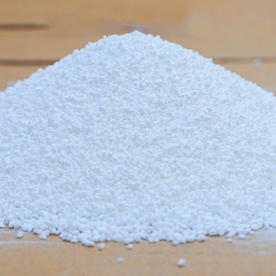คลอรีนเกล็ด Chlorine T.C.C.A 90%  1  KG Whale Pool