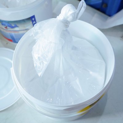 คลอรีนเกล็ด Chlorine T.C.C.A 90% 20กก Whale Pool