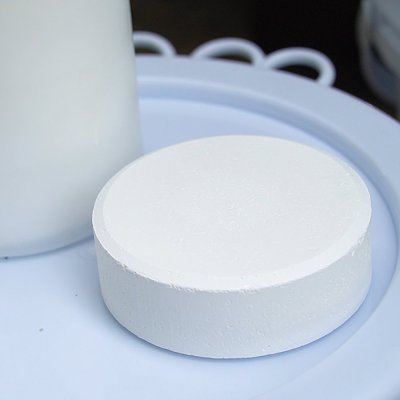 คลอรีนก้อน 90%TCCA90T 20 KG. Whale Pool