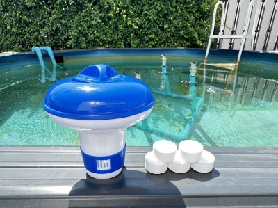 คลอรีนเม็ดฟู่ พร้อมทุ่นจ่ายคลอรีน Sodium Dichloroisocyanurate (SDIC) ช็อคคลอรีน /Shock Chlorine /คลอรีนละลายเร็ว/ทำให้น้ำใสเร็ว