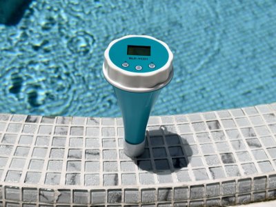 YINMIK BLE-YC01 Smart Pool Monitor  6-in-1 Smart Floating Water Monitor – Bluetooth 5.2 & App Supported