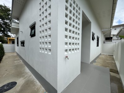 Bhouse บ้านเดี่ยวใจกลางเมือง 41 ตร.ว. เข้าซอยเพียง 20 ม.