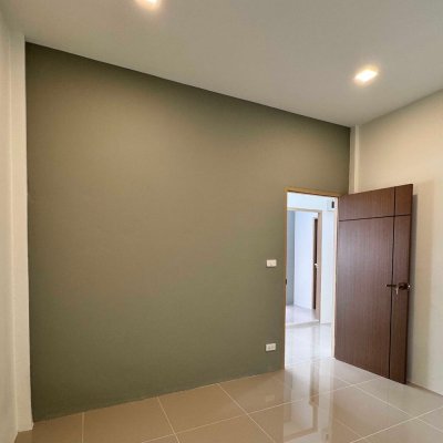 Modern Home บ้านรีโนเวทสวยเสมือนใหม่ 56 ตร.ว. ใกล้แม็คโครพิษณุโลก