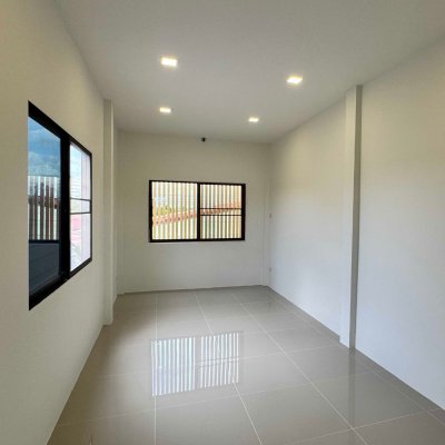 Modern Home บ้านรีโนเวทสวยเสมือนใหม่ 56 ตร.ว. ใกล้แม็คโครพิษณุโลก
