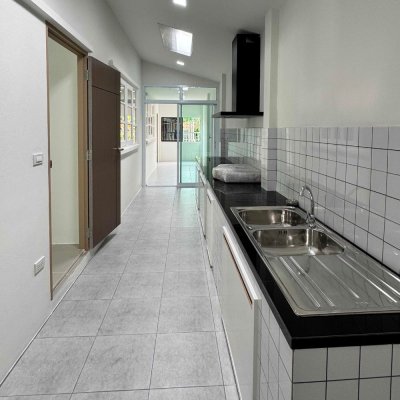 Modern Home บ้านรีโนเวทสวยเสมือนใหม่ 56 ตร.ว. ใกล้แม็คโครพิษณุโลก