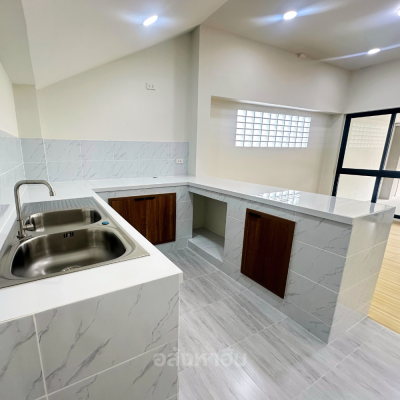 Cozy Home บ้านรีโนเวทสวยเสมือนใหม่ 53 ตร.ว. ใกล้แม็คโครพิษณุโลก