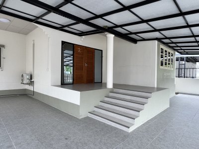 Grand Home บ้านรีโนเวทสวยพร้อมอยู่ 93 ตร.ว. ใกล้แม็คโครพิษณุโลก