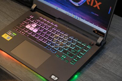 ASUS ROG STRIX G15 GL543IE-HN062W #สินค้ามือ2
