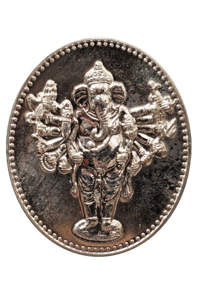 เหรียญพระวีระคณปติ อัลปาก้า สูง 3.8 cm รุ่น มหาจักรพรรดิ ปี 2553