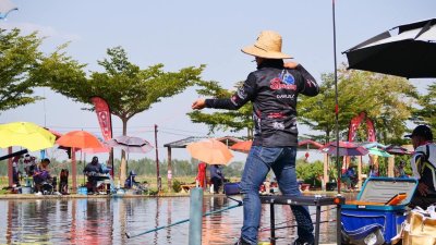 เสื้อ ST Fishing Team แก๊งเสื้อดำ Men in black