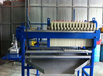 เครื่องบีบอัดตะกอน (Filter Press)