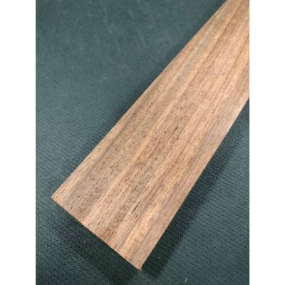 ไม้มะค่า ขนาด 1 " x 3 "