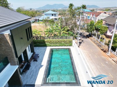 คุณเก็ท จันทบุรี