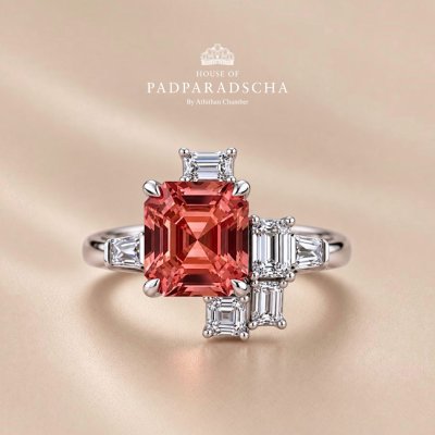 SOPHISTICATED RING