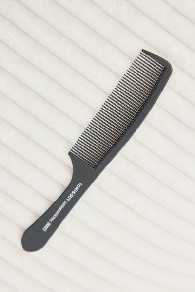 FINE-TOOTH COMB