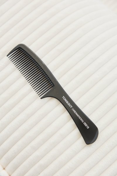 HANDLED RAKE COMB
