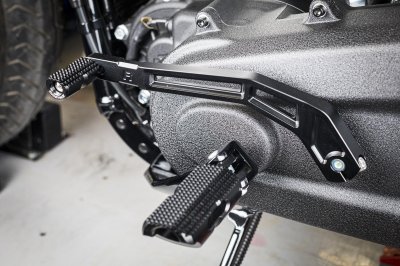 Runstock Billet CNC Shift Arm for Harley Softail M8