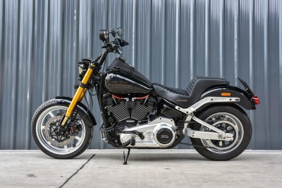 Runstock-Softail M8 Primary Cover