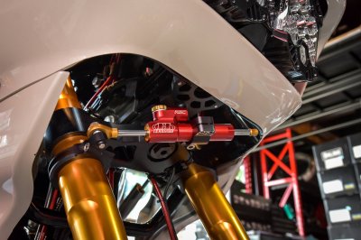 Runstock Hyperpro Steering Damper Kit – Harley-Davidson Road Glide 2014–2025 Under Fairing Mount (CNC Billet Performance Upgrade) Runstock Hyperpro Steering Damper Kit – Harley-Davidson Road Glide 2014–2025 Under Fairing Mount (CNC Billet Performance Upgrade)