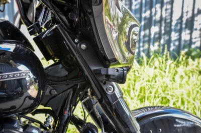 Runstock Baja S1 Turn Signal Adapter – Harley-Davidson Street Glide (SG) CNC Billet Mount Kit