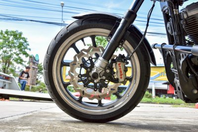 Runstock Öhlins Front End Kit – Harley-Davidson Sportster (All Models) | FG620 Gold / FG621 Black | Single / Dual Disc Option
