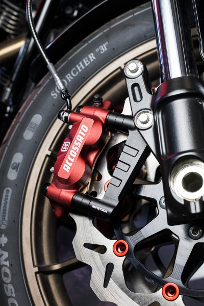 Runstock 100/108mm Radial Caliper Adapter Bracket with Airflow Cooling – Front Mount for Harley-Davidson