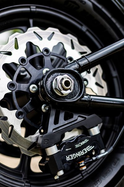 Runstock Universal Rear Radial Caliper Bracket – CNC Billet Adapter for Harley-Davidson All Models