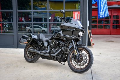 Runstock Öhlins Front End Kit for Harley-Davidson Softail M8 Dual Disc All Models
