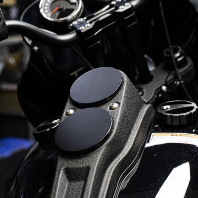 Runstock Gauge Plug-Off Cap for Harley-Davidson – CNC Billet Block-Off Cover Runstock Gauge Plug-Off Cap for Harley-Davidson – CNC Billet Block-Off Cover