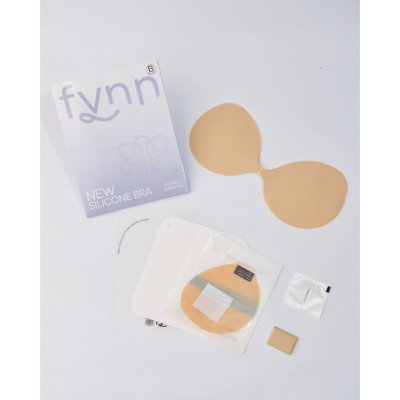 Fynn New Silicone Bra ซิลิโคนบรา+แผ่นกาวเปลี่ยนพร้อมอุปกรณ์ (รุ่นเปลี่ยนกาวได้)