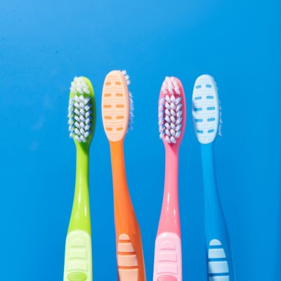 Dr.Ray Stunning ดอกเตอร์ เรย์ สตันนิง แปรงฟัน คละสี