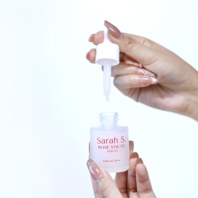 Sarah Sure Rose Youth Serum (20ml) ซาร่า ชัวร์ โรส ยูธ เซรั่ม
